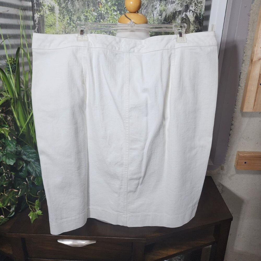 Eileen Fisher Crisp White Pencil Skirt - Picture 2 of 4